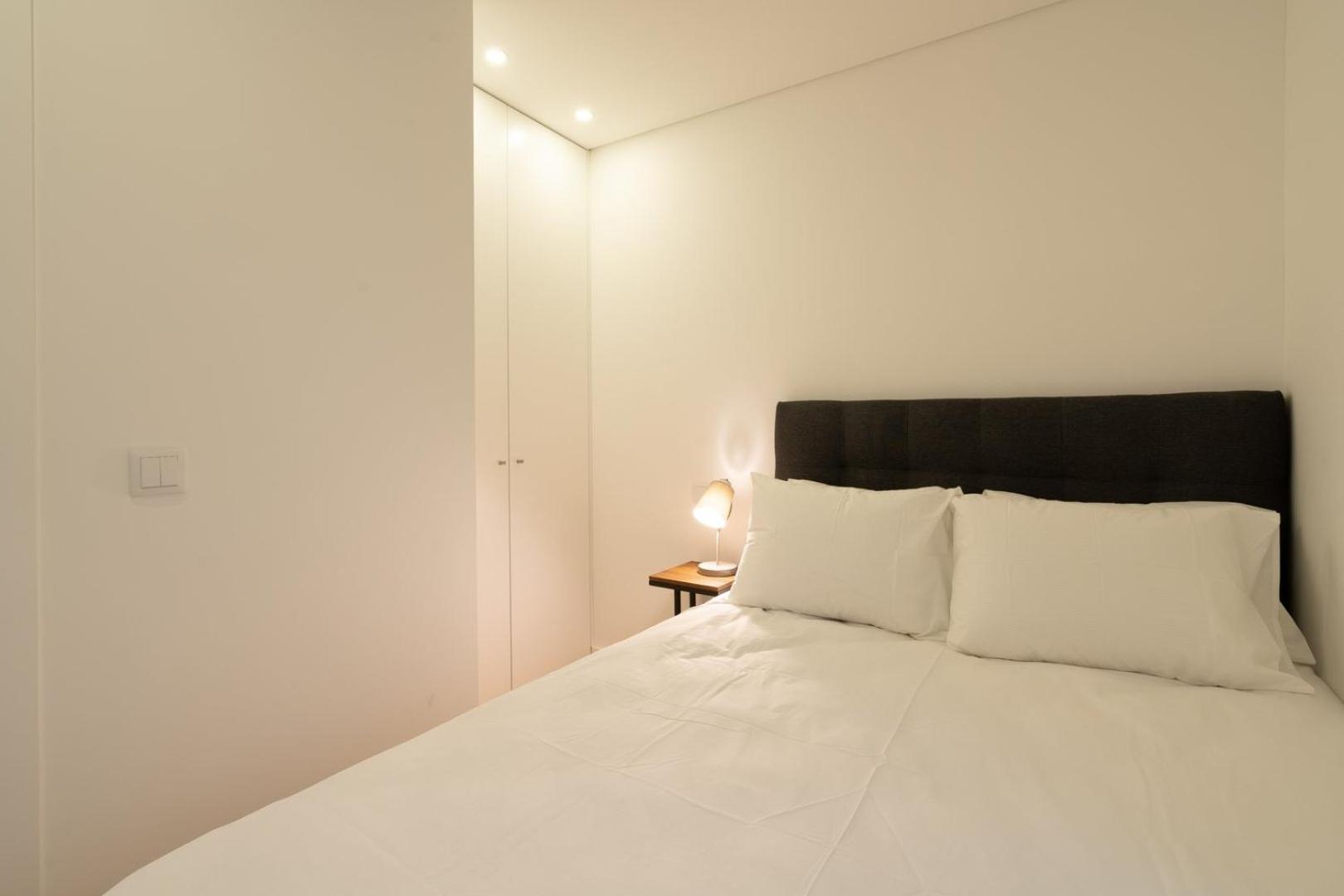 Guestready - Modern 2-Bedroom Apt In Cedofeita OOporto Exteriör bild