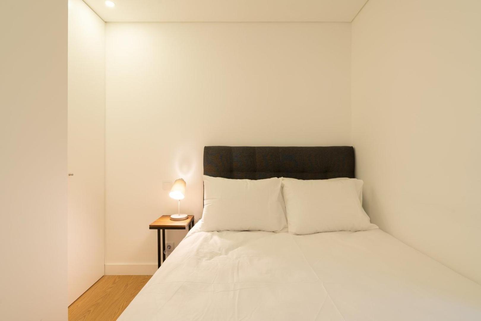 Guestready - Modern 2-Bedroom Apt In Cedofeita OOporto Exteriör bild