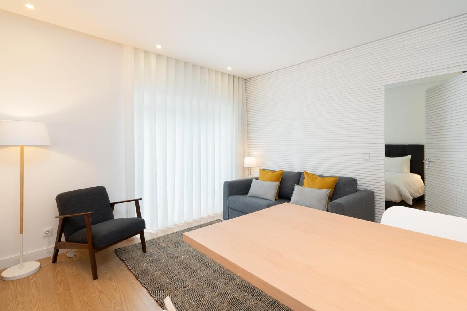 Guestready - Modern 2-Bedroom Apt In Cedofeita OOporto Exteriör bild