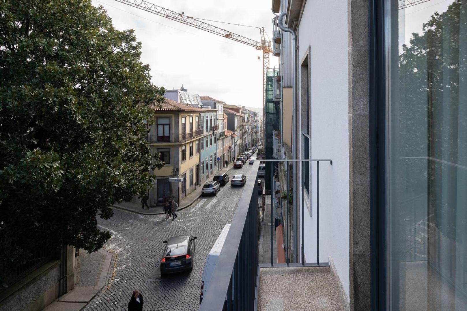 Guestready - Modern 2-Bedroom Apt In Cedofeita OOporto Exteriör bild
